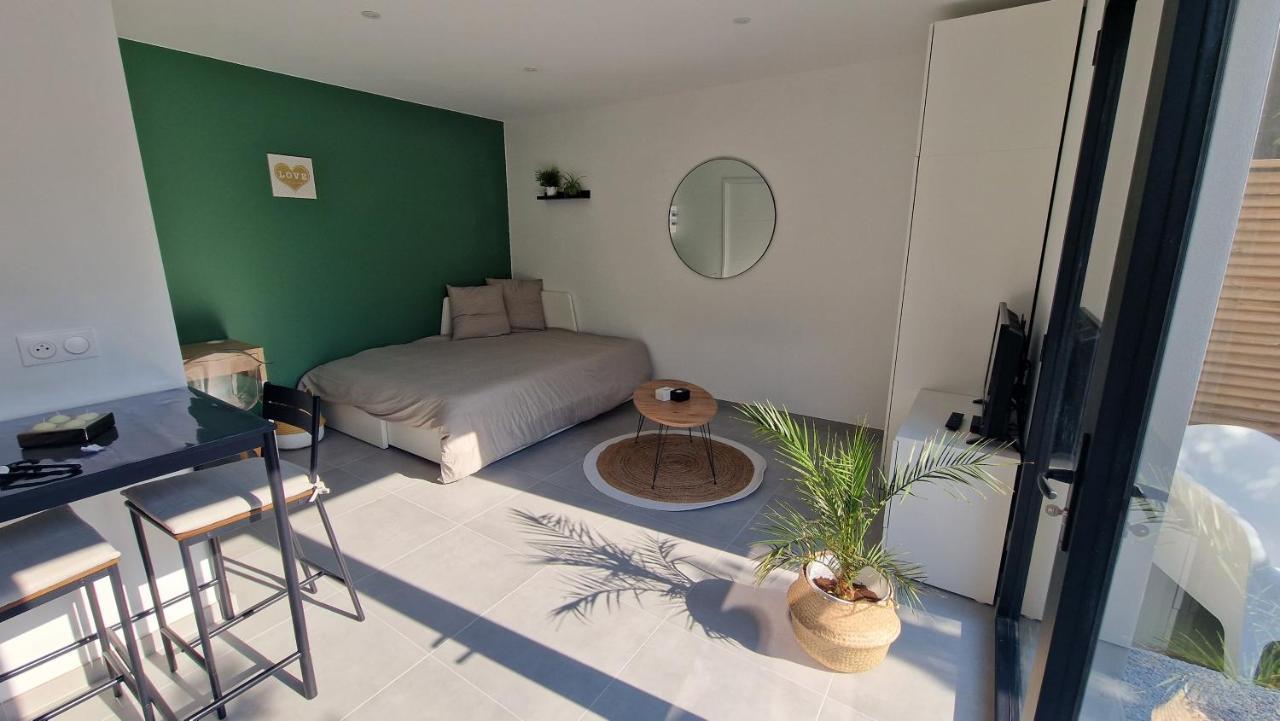 Le Patio : Studio Avec Exterieur Saint-Barthelemy-d'Anjou Exteriér fotografie